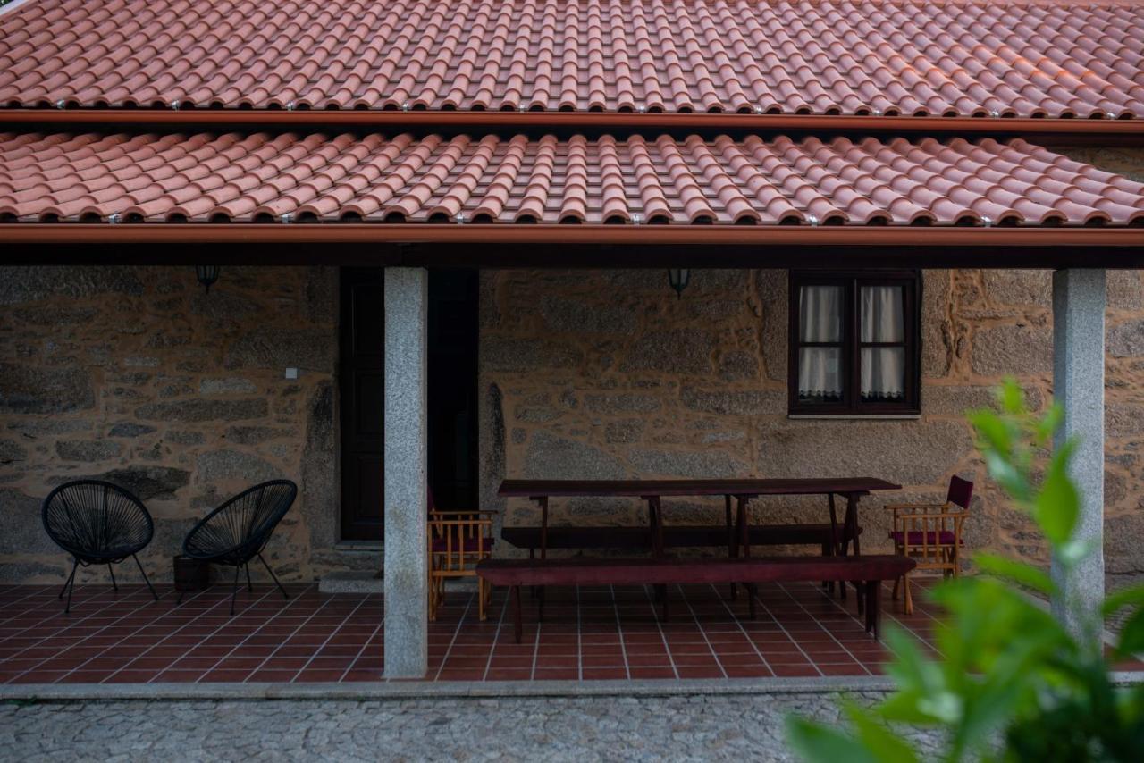 Quinta De Vila Nova - Agroturismo Monção Esterno foto